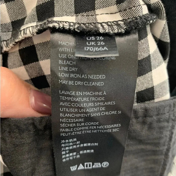 Anthropologie‎ Black And White Checkered Shorts Size 26 - Picture 6 of 7